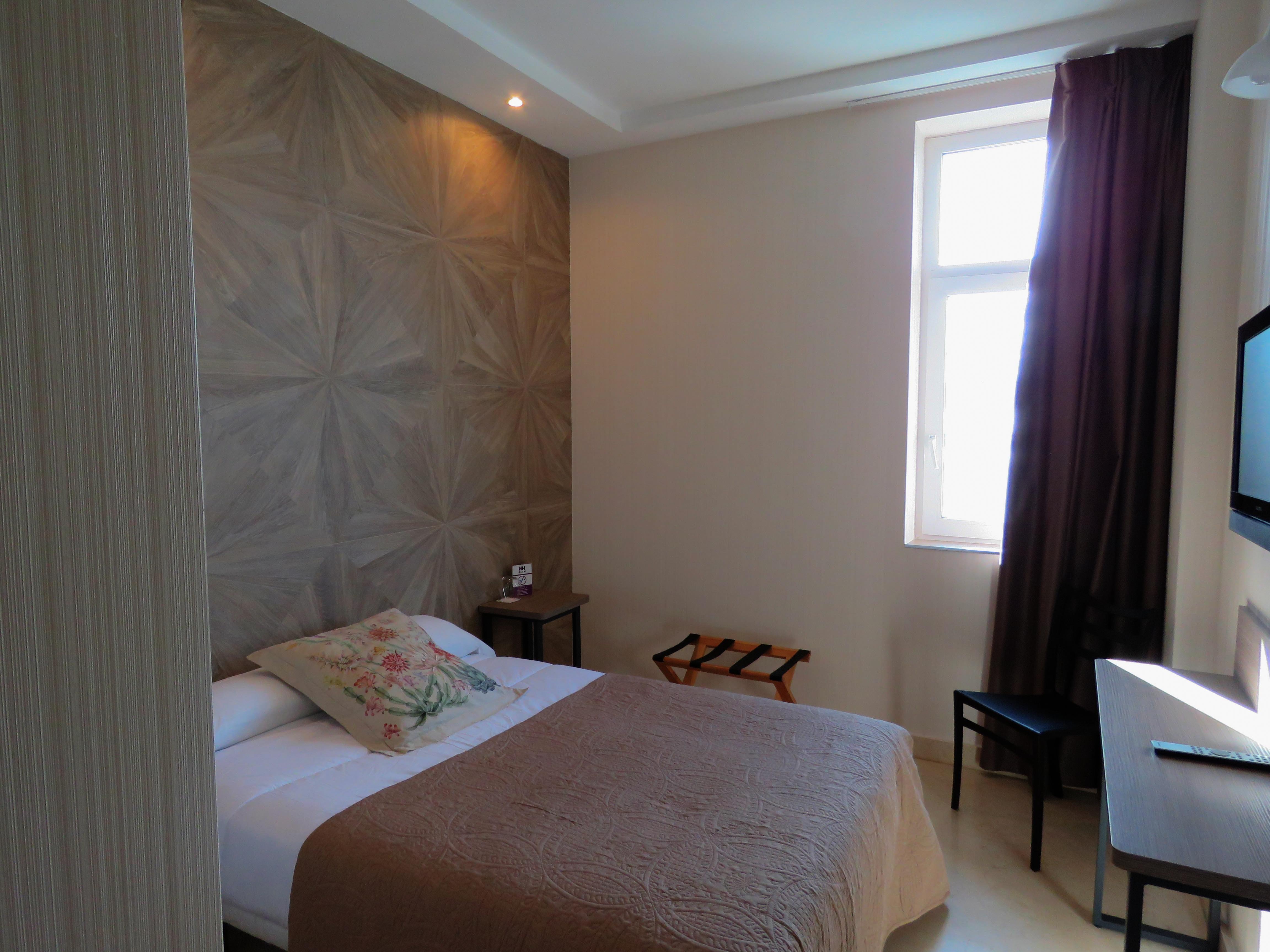 Hotel Ciudad De Фуэнлабрада Экстерьер фото